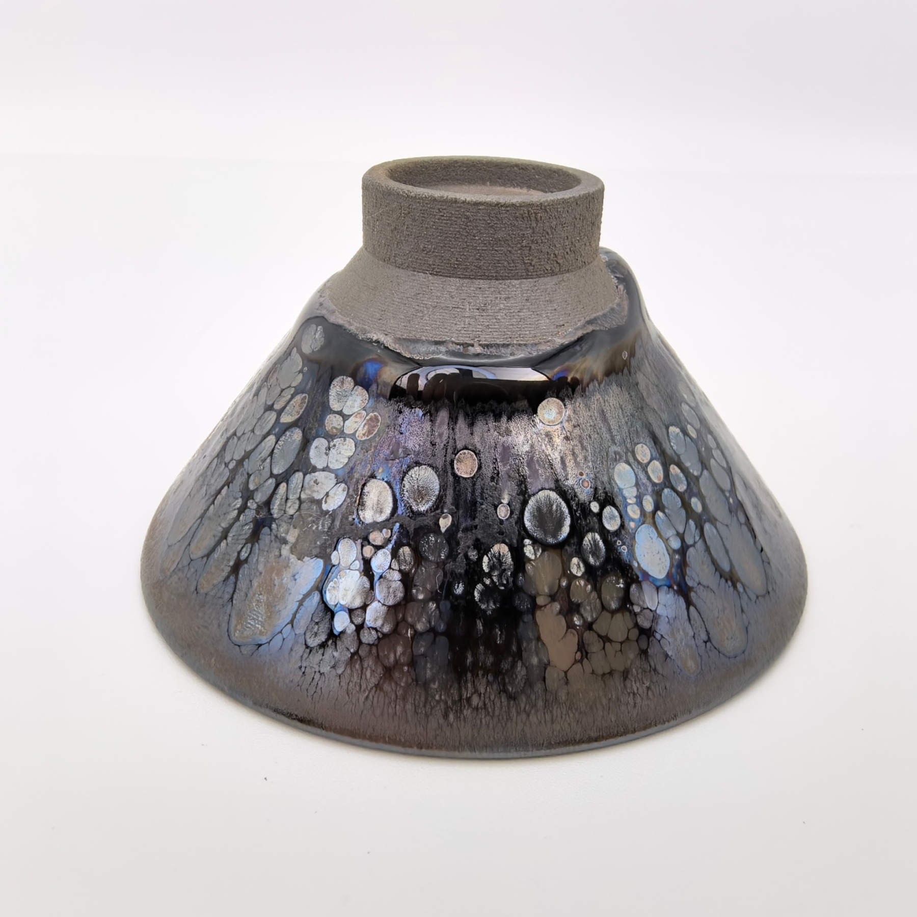 Midgard's Prismatic Cup wide-mouth Yohen Jian Zhan Tea Cup