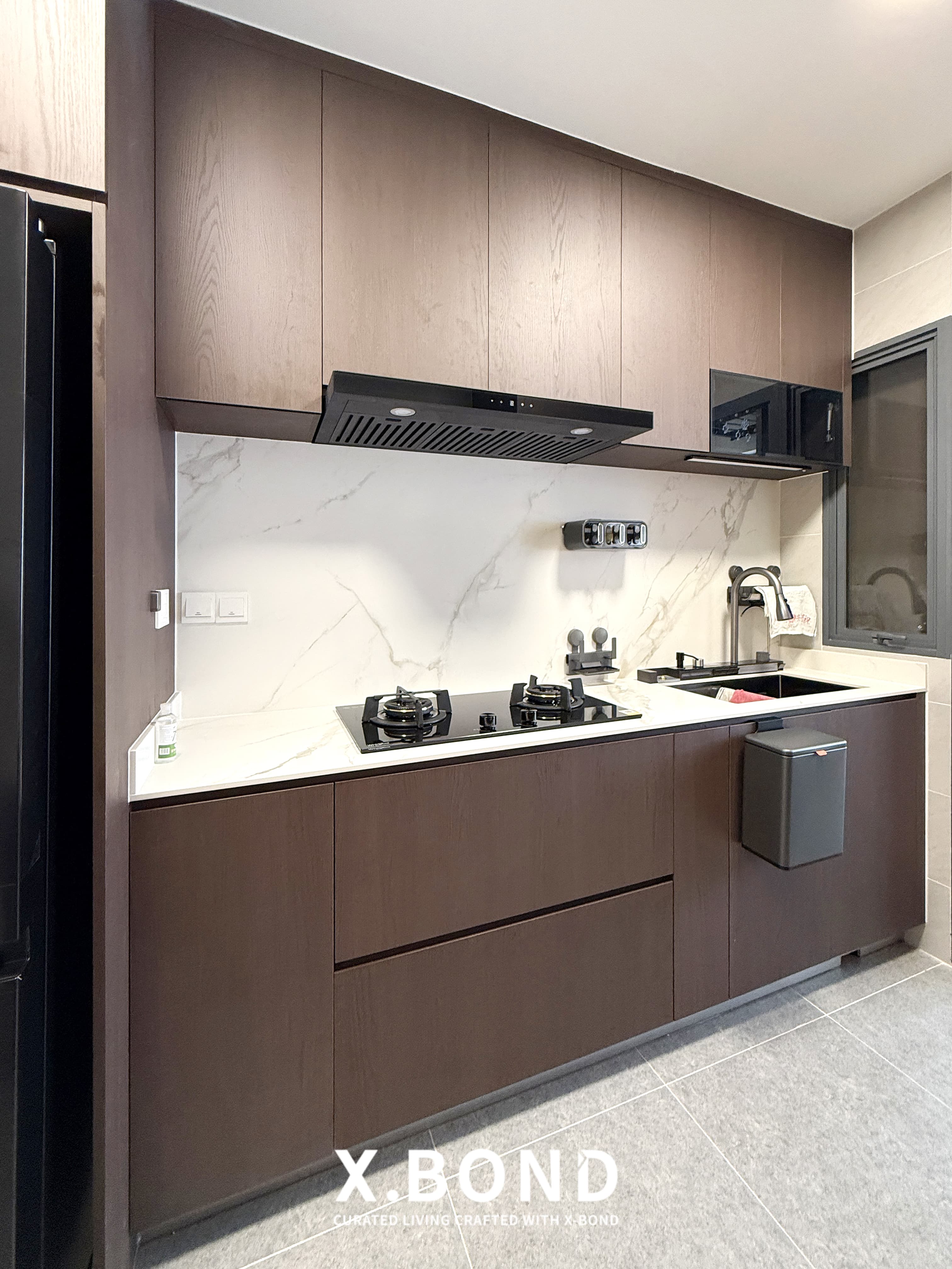 Modern Minimalist Living Space in Tengah