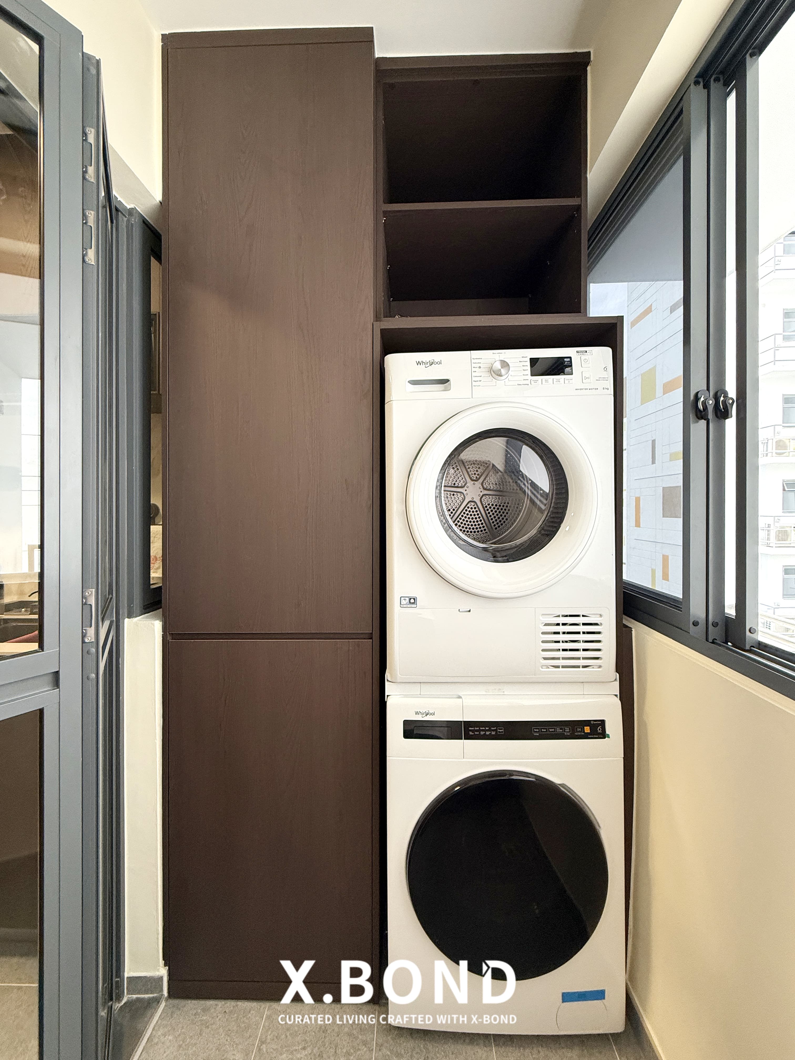 Modern Minimalist Living Space in Tengah