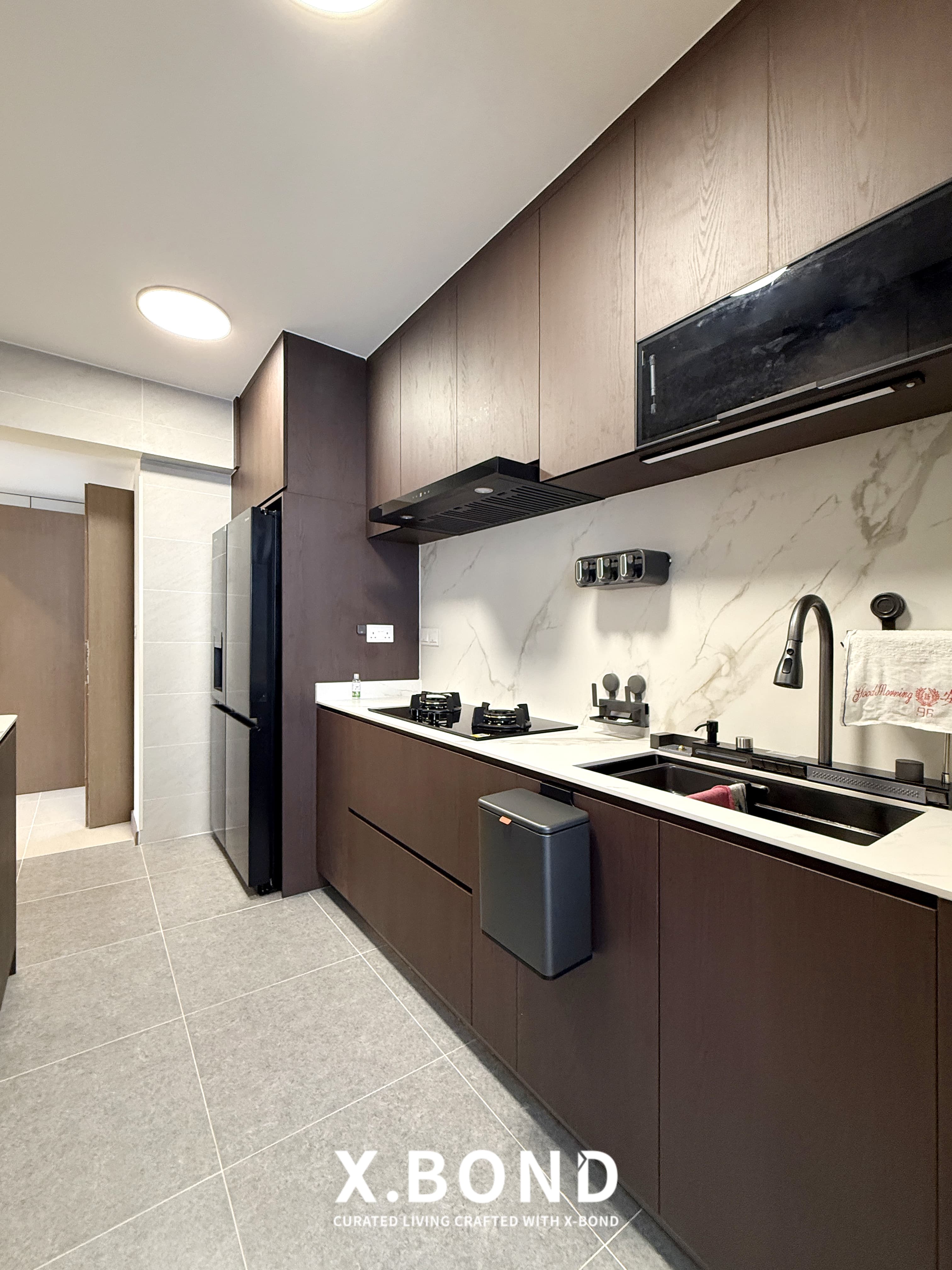 Modern Minimalist Living Space in Tengah