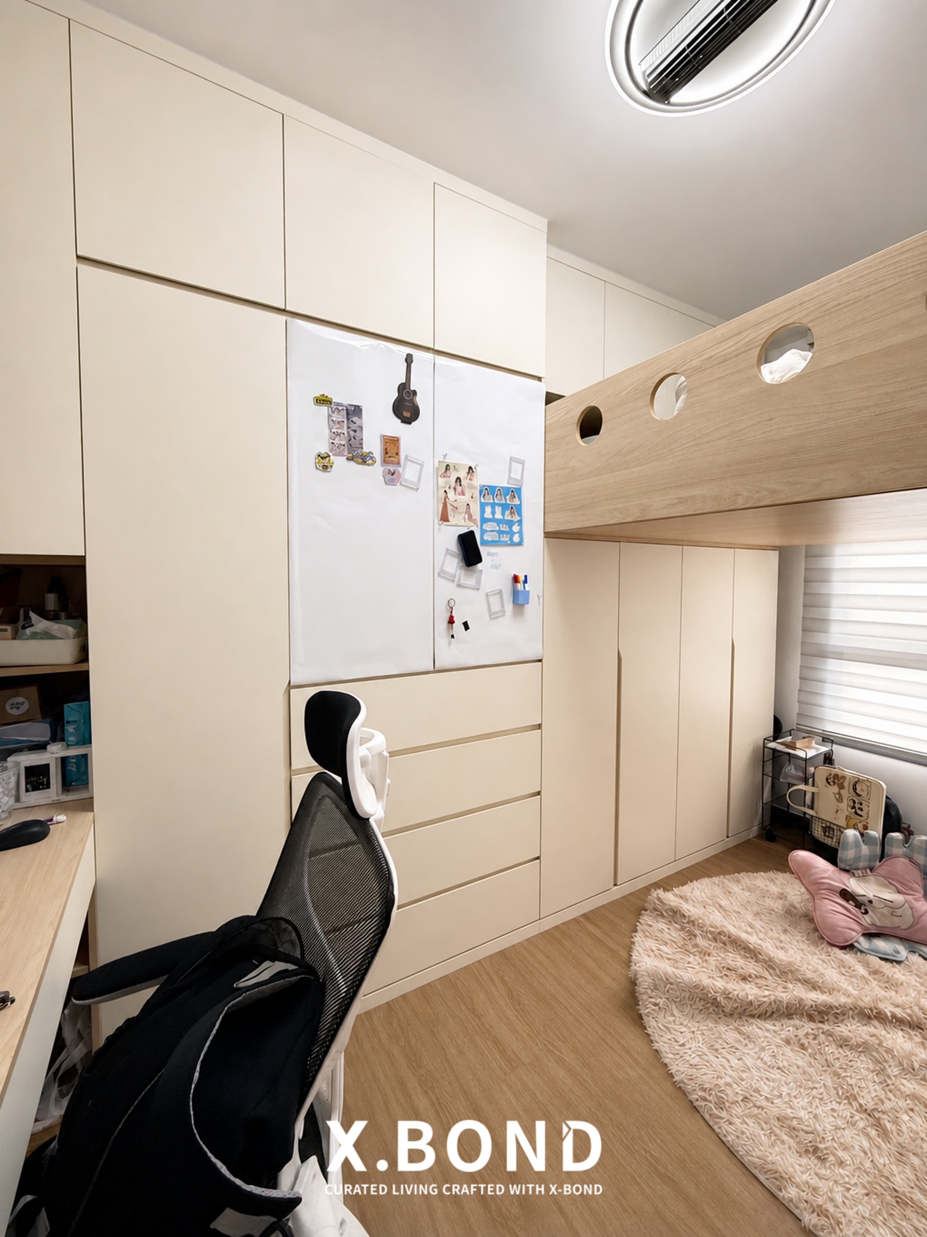 Warm Minimalist HDB in Tengah Central