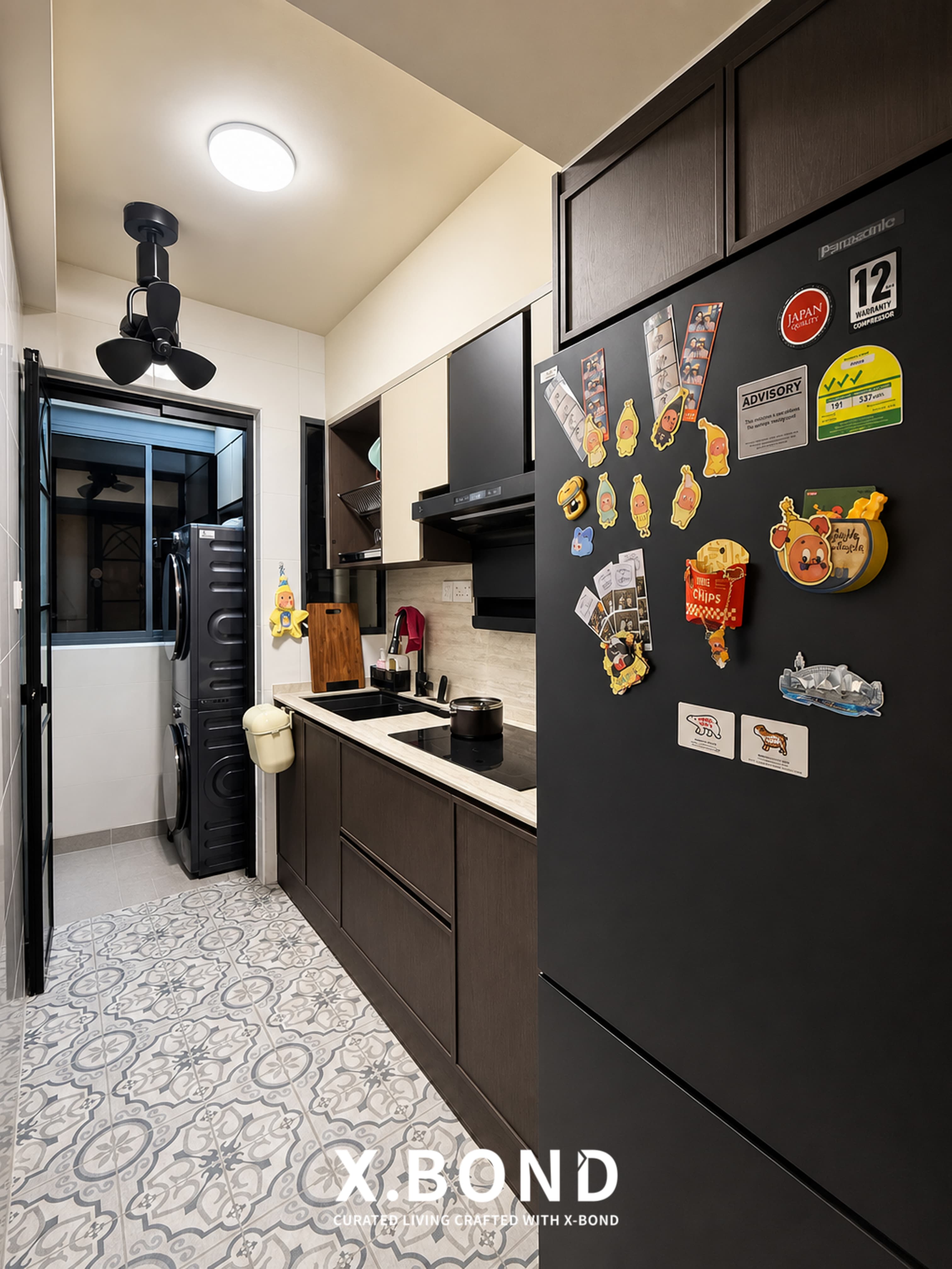 Warm French Wooden HDB Full House in Clementi Ave 4
