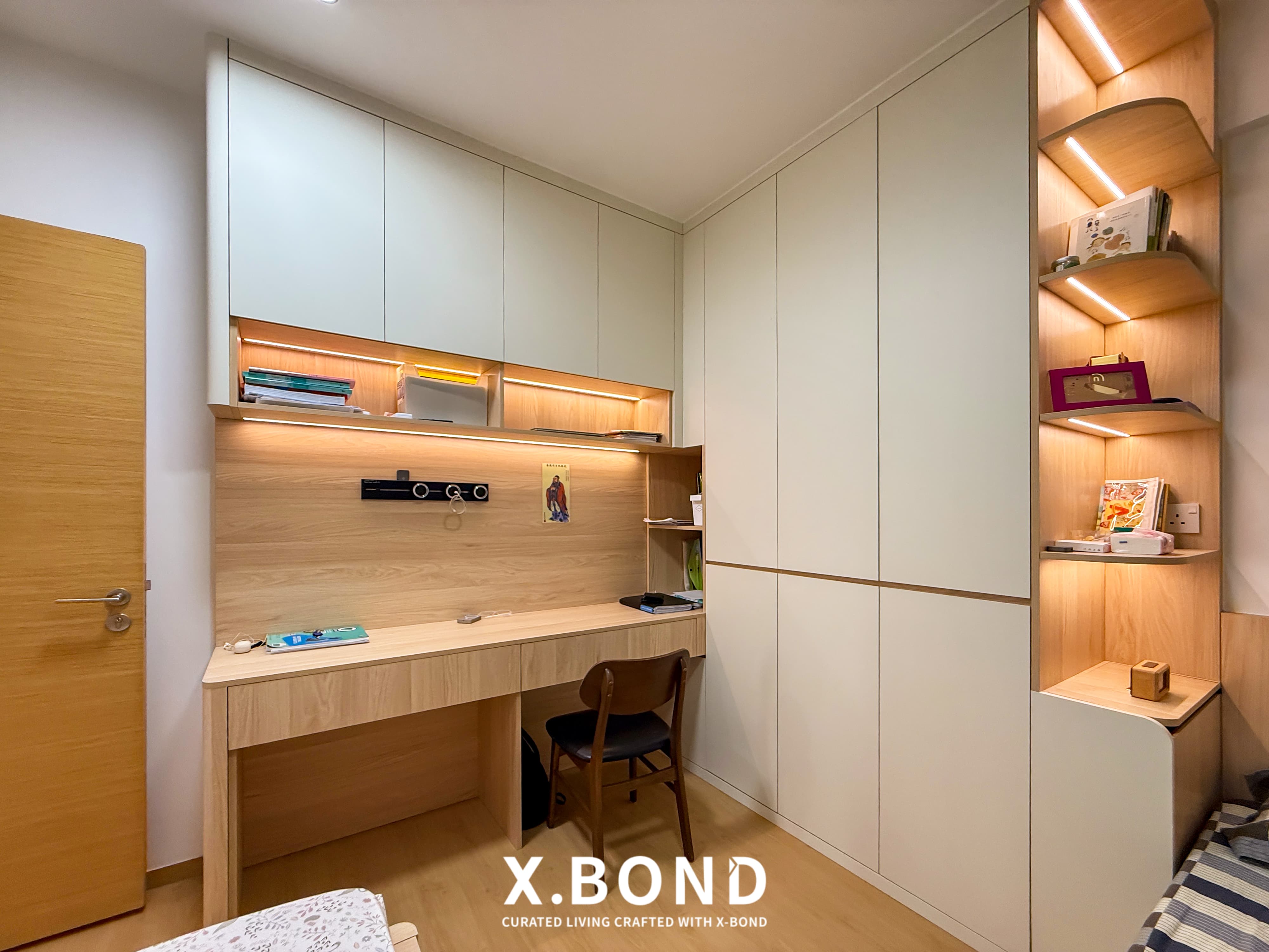 Space-Savvy Modern Wood Full Home Condo in Choa Chu Kang
