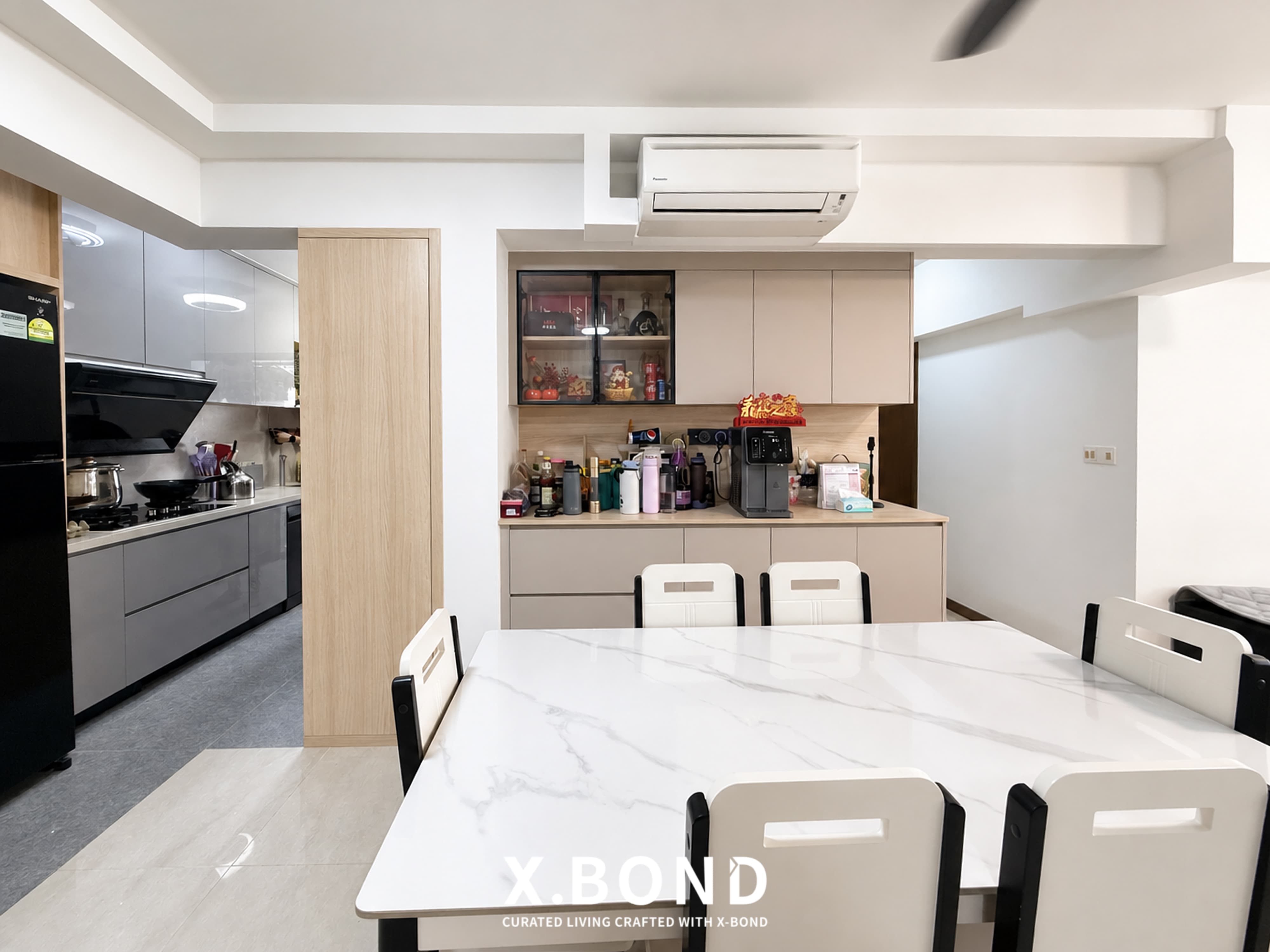 Warm Minimalist HDB in Tengah Central