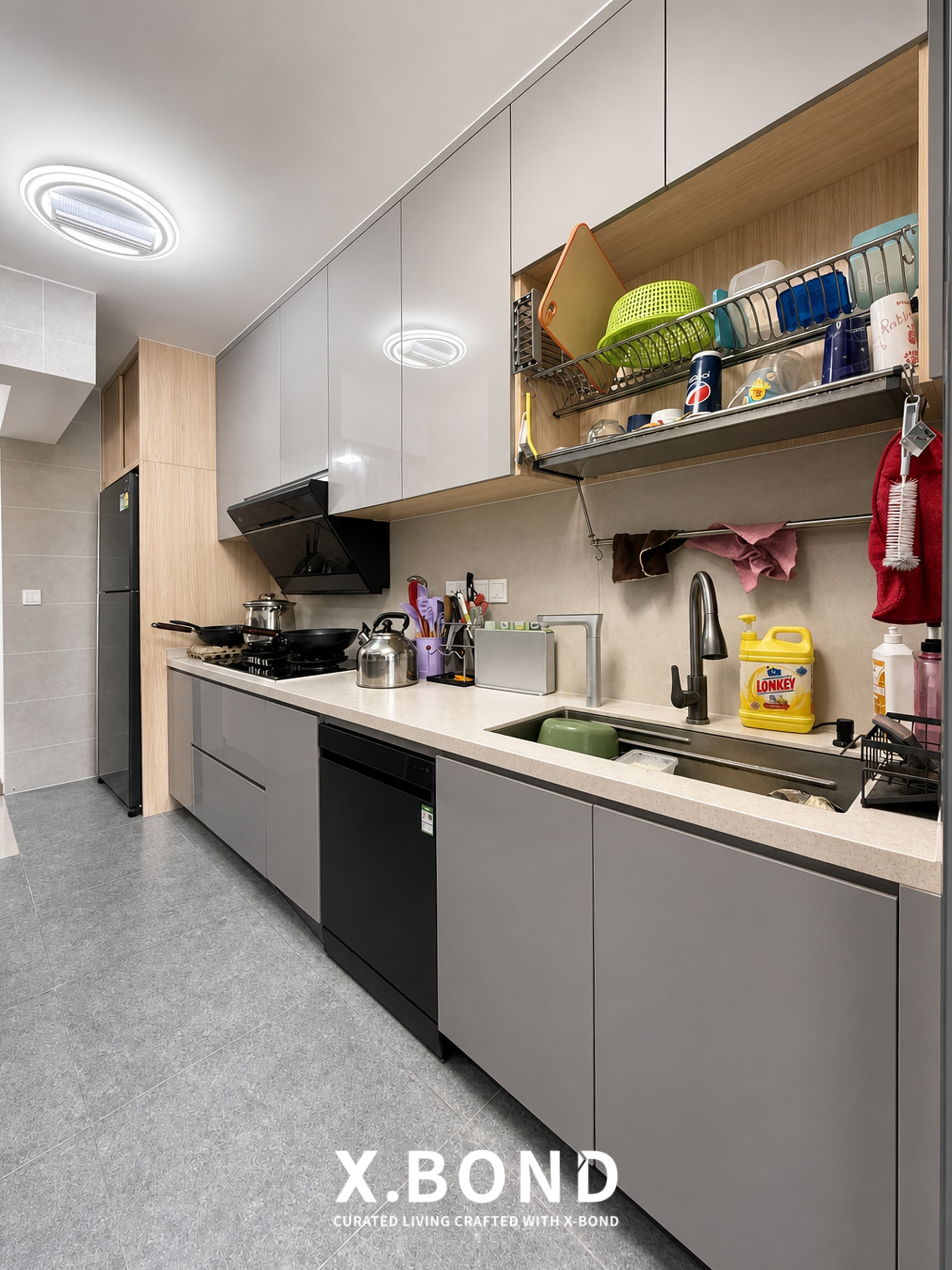 Warm Minimalist HDB in Tengah Central