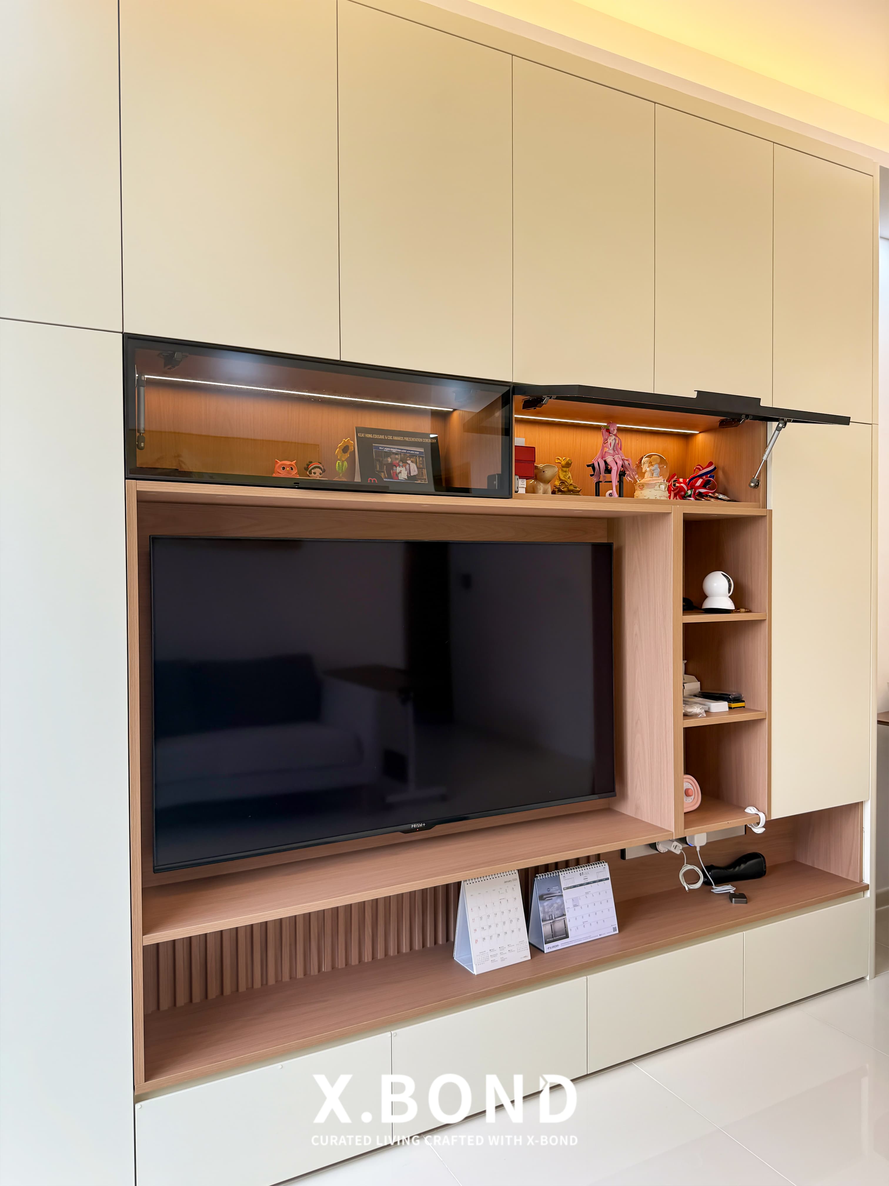 Space-Savvy Modern Wood Full Home Condo in Choa Chu Kang