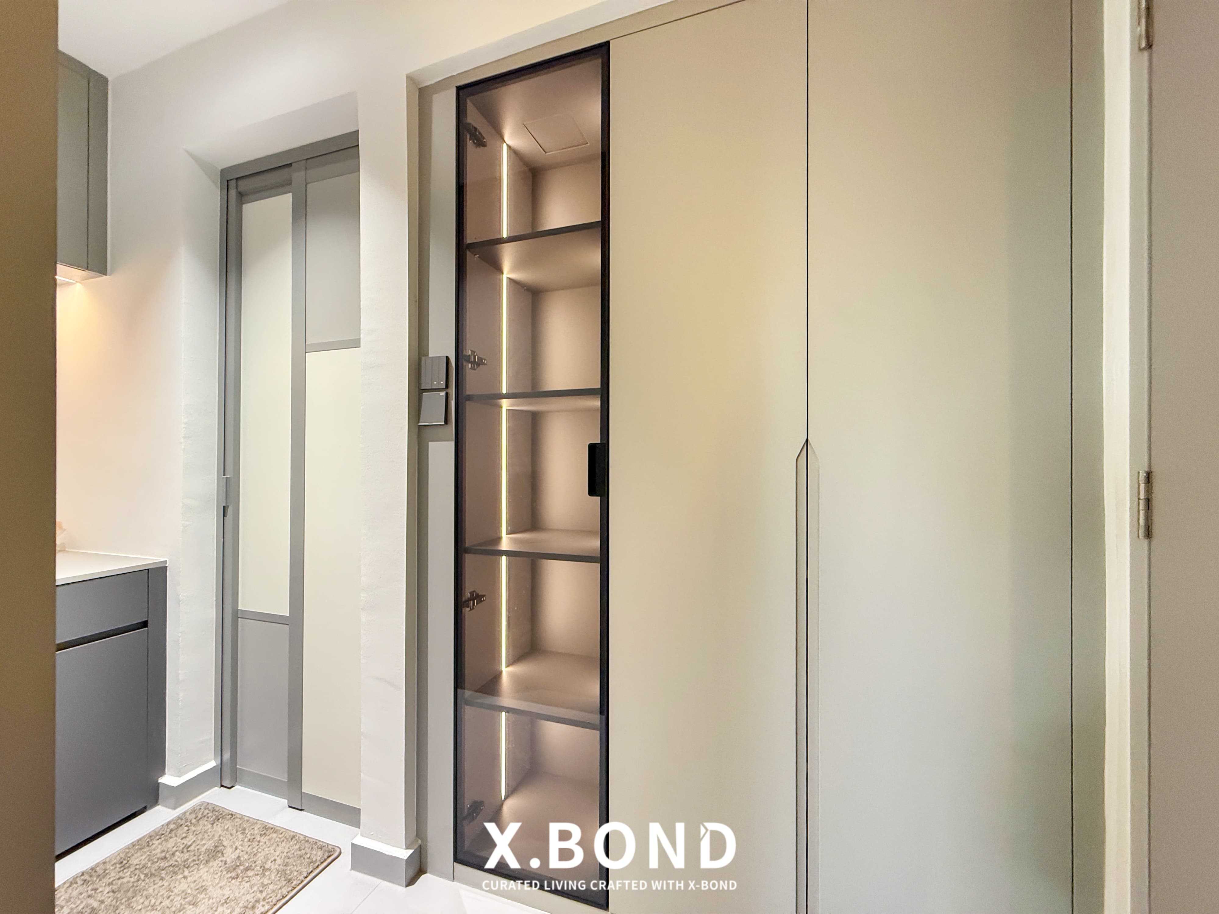 Modern Contemporary Grey-Themed HDB in Kent Ridge