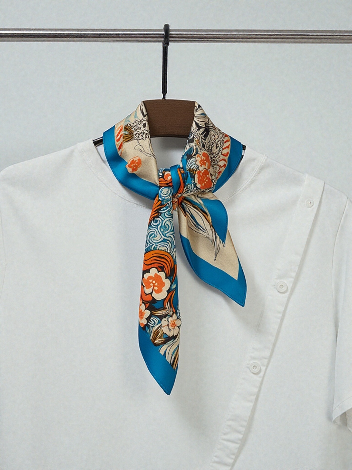 🐎Wild Horizon – Horse Zodiac Silk Scarf