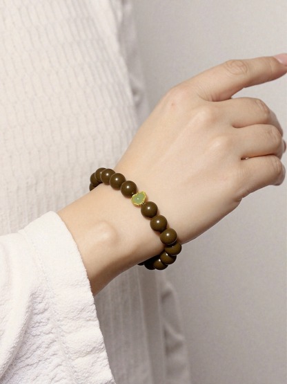 Mystic Essence – Ambergris-Inspired Herbal Incense Beads Bracelet