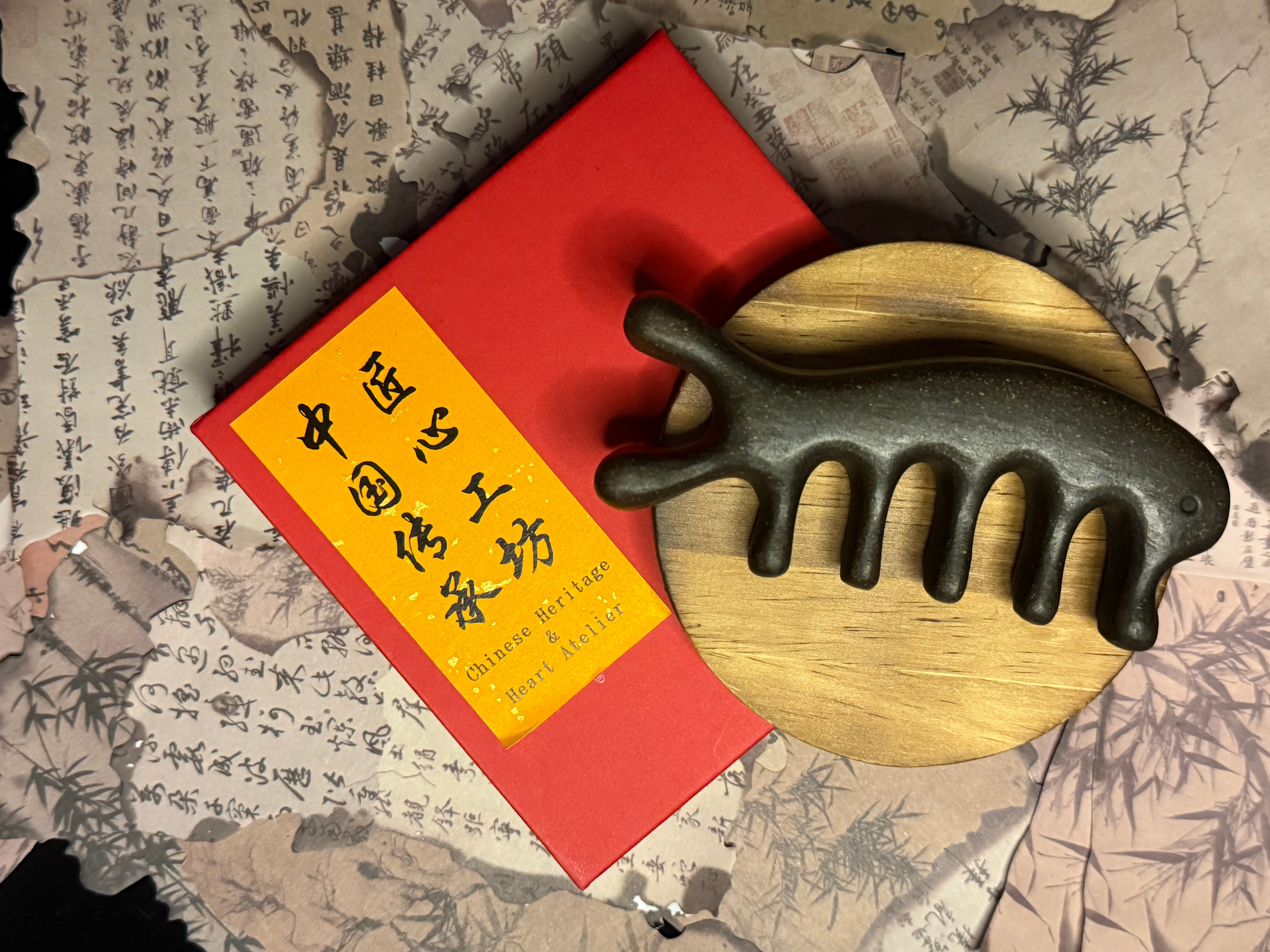 He Shou Wu (Fo-Ti Root) Herbal Incense Comb - Dolphin Edition