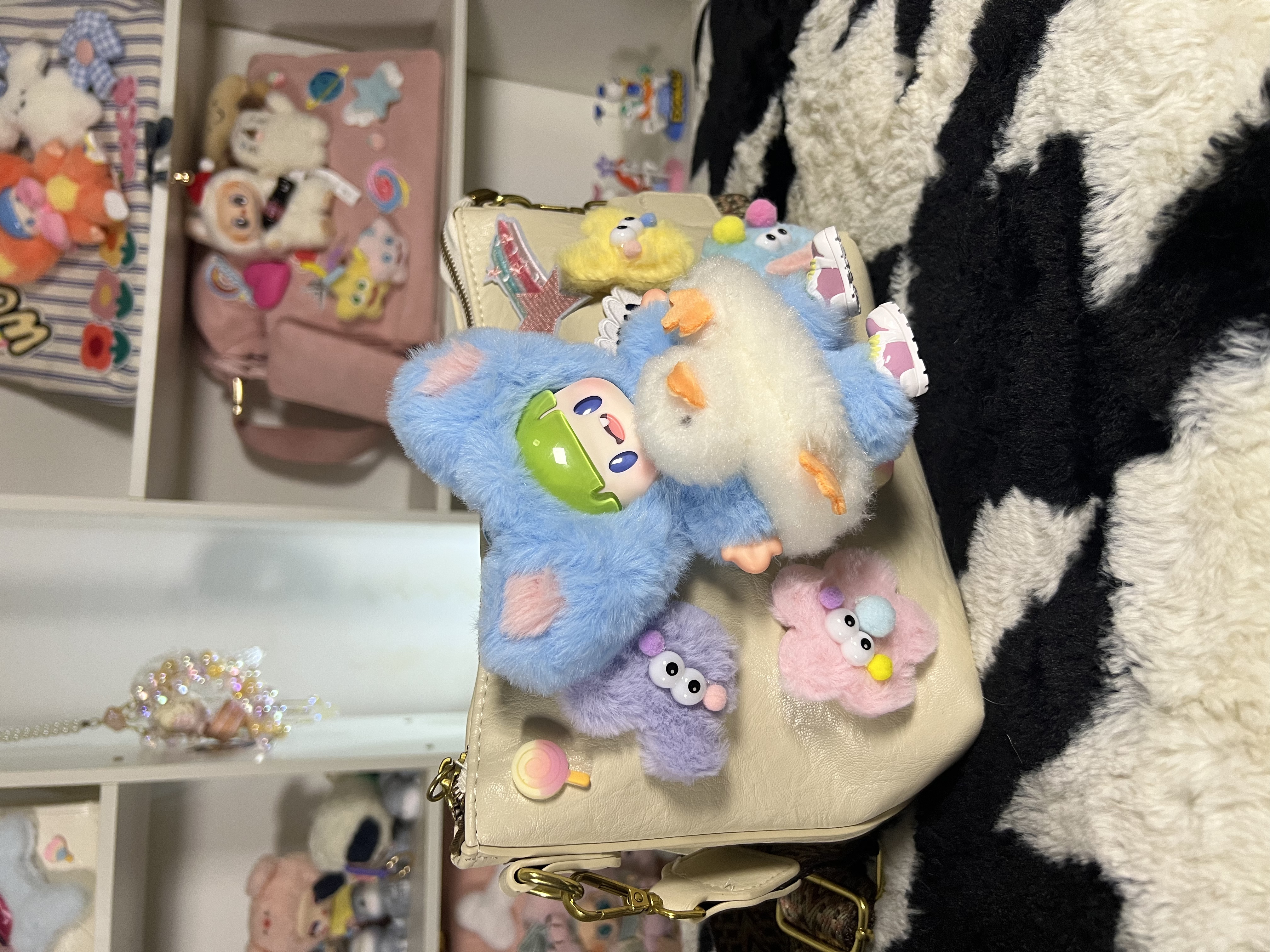 🎒💦 Drift into Cuteness! 💦🎒