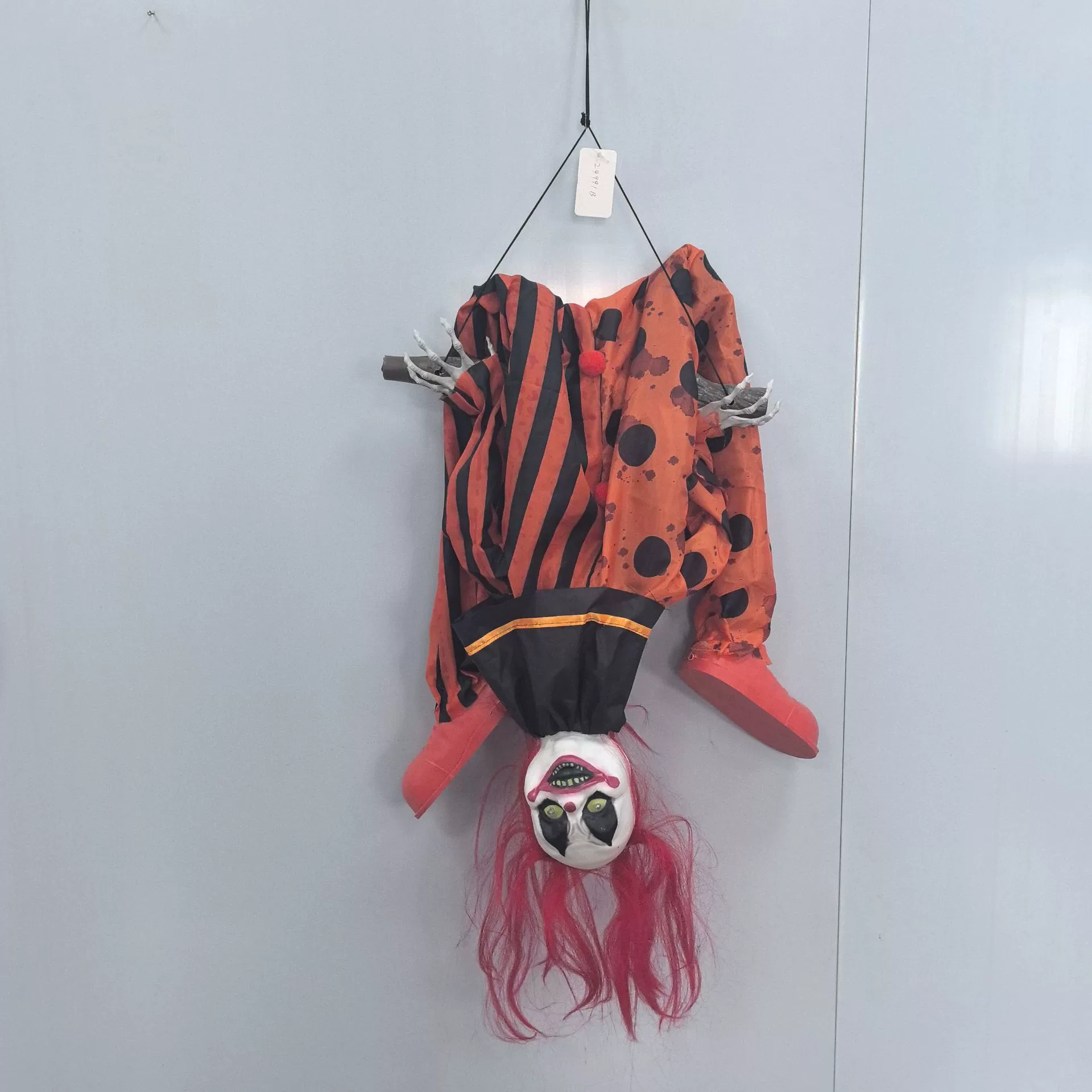 Hanging Upside Down Clown Doll – Creepy Inverted Joker Plush for Halloween Decor Prop