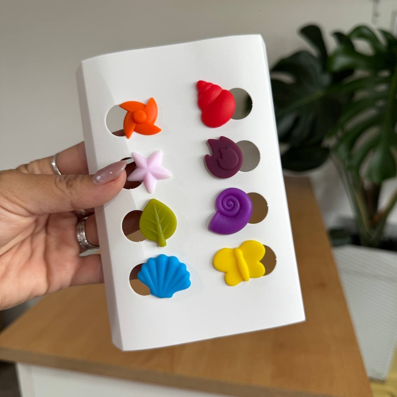 8 pack assorted cute shape silicone drink markers colorful wine glass identifiers white window card