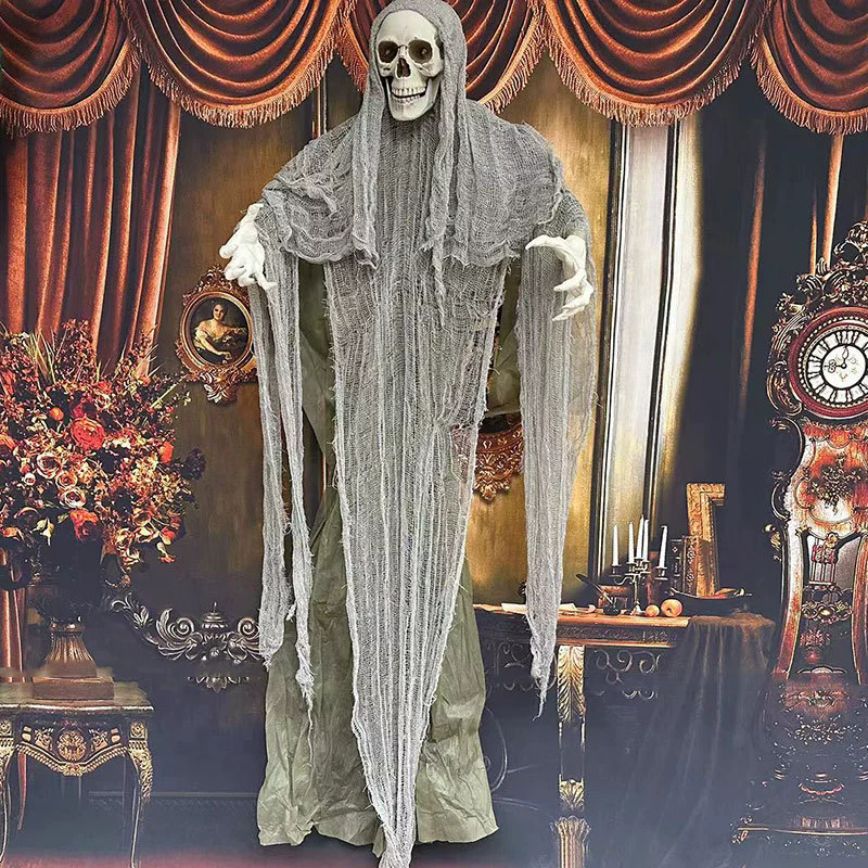 Hanging Skeleton Ghost – Creepy Skull Ghost with Tattered Robe & Chain for Haunted House & Halloween Yard Decor