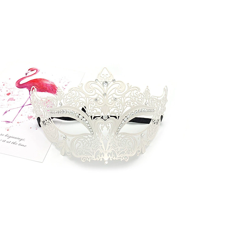 Rhinestone Metal Mask – Half Face Masquerade Mask with Crystal Gems for Women, Glamorous Party Mask for Halloween & Cosplay