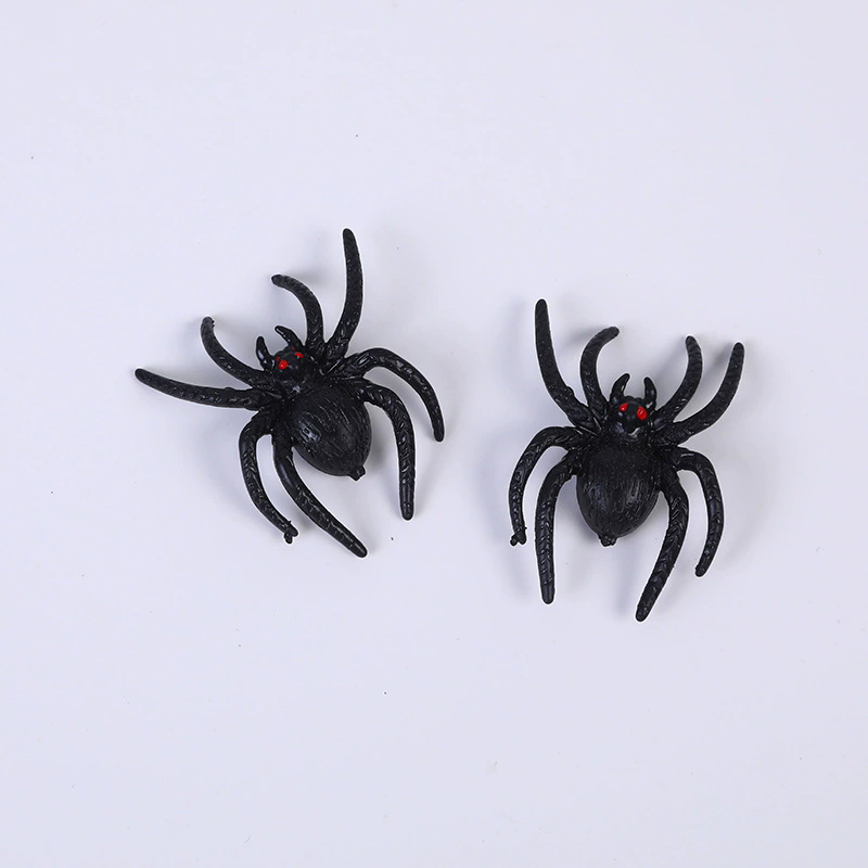 Black Plastic Spider – Realistic Fake Spider for Halloween Decor Party Prop