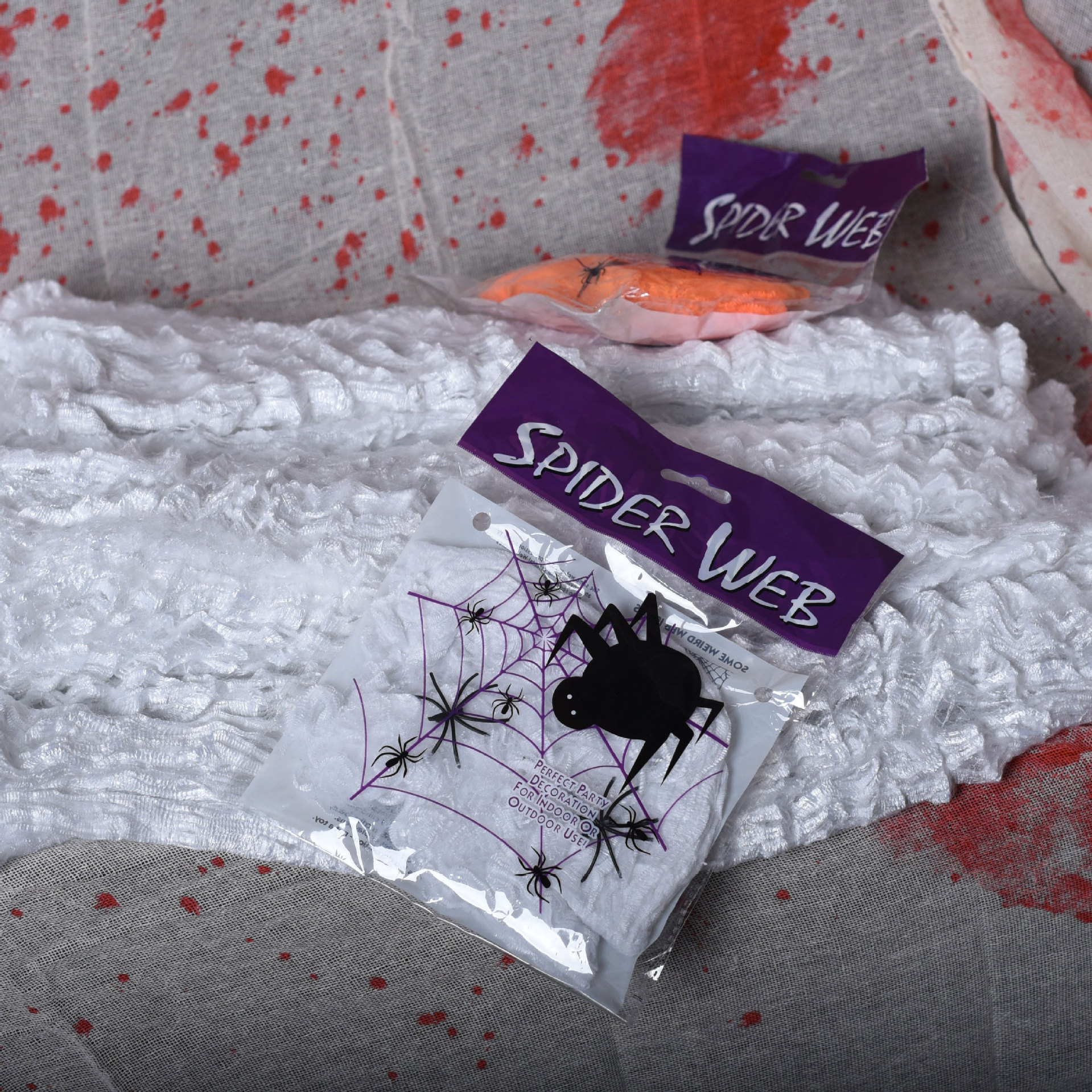 Lifelike Hairy Spider with Stretch Cotton Spider Web – Realistic Halloween Decor for Haunted House & Party Props