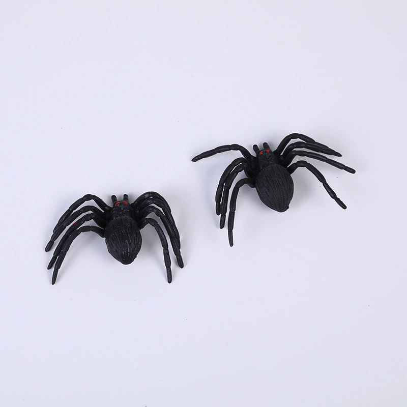 Black Plastic Spider – Realistic Fake Spider for Halloween Decor Party Prop