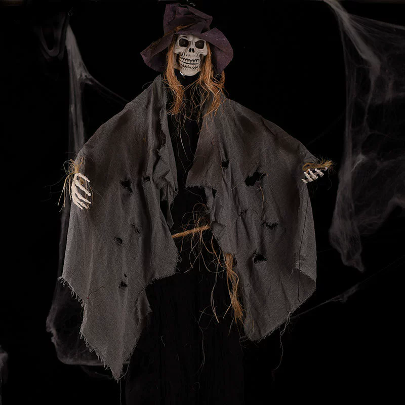 Hanging Skeleton Ghost – Creepy Skull Ghost with Tattered Robe & Chain for Haunted House & Halloween Yard Decor