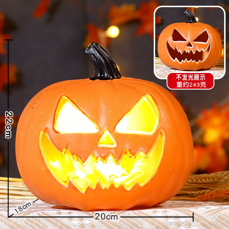 Light Up Halloween Pumpkin – Jack O Lantern LED Lamp for Party Decoration