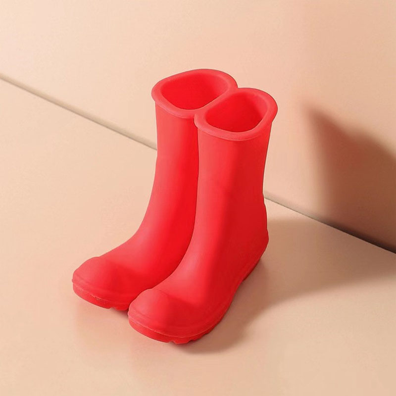close-up twin rain boot silicone pen holder multifunctional storage structure detail