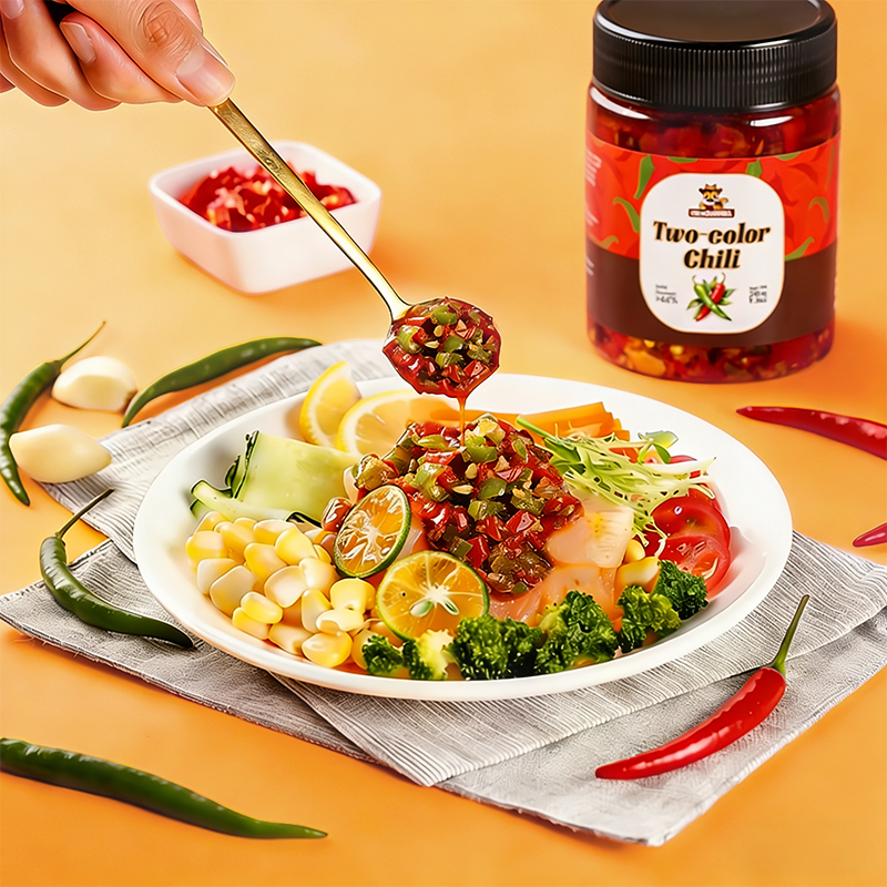 Mr. Squirrel® Dual Pepper Spicy Sauce 280g