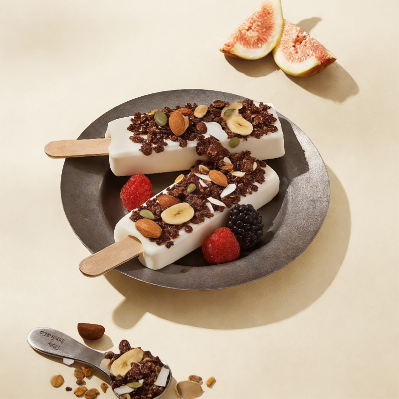 Mr. Squirrel® Black Chocolate Nut Oatmeal