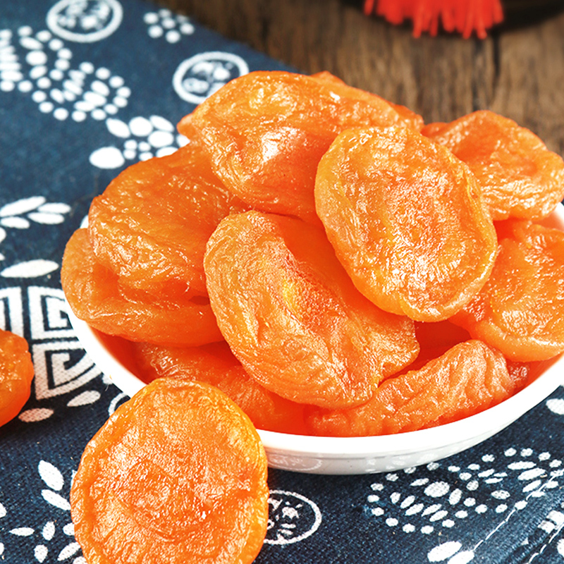 Mr. Squirrel® Organic Dried Apricots