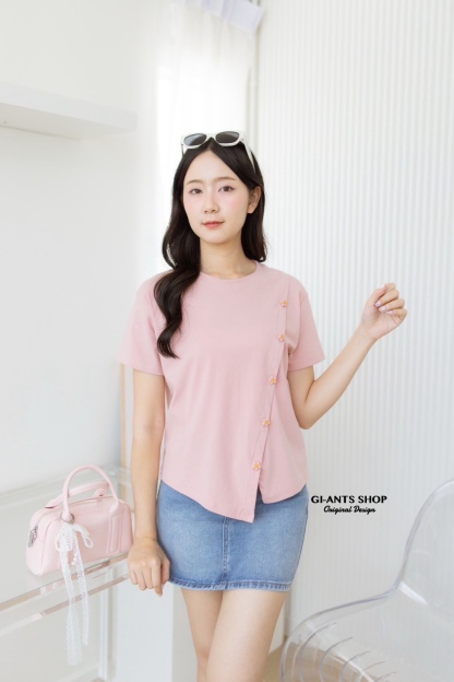 A98 Unique diagonal flower button Top