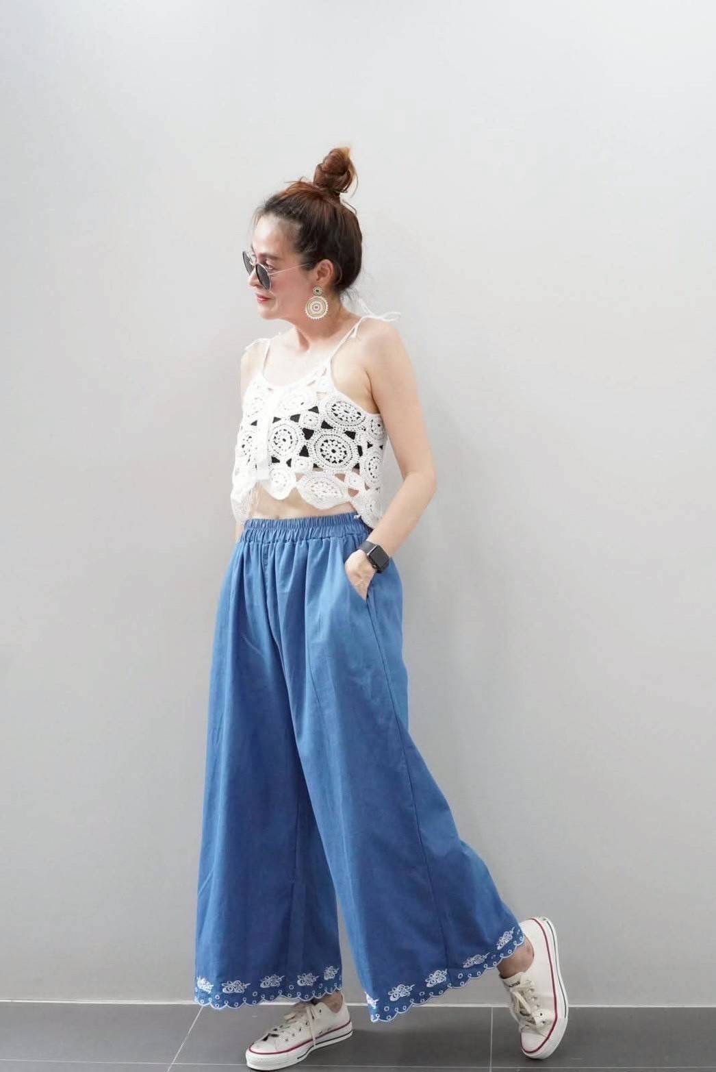 A55  Embroidery stretch jeans fashionable pants