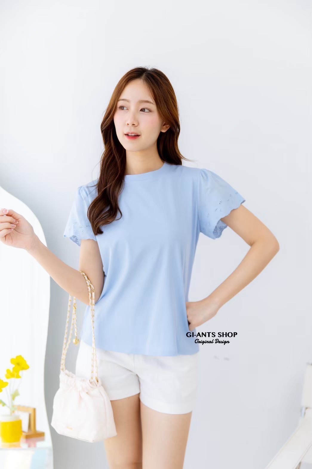 A97 Sweet lace sleeves Top