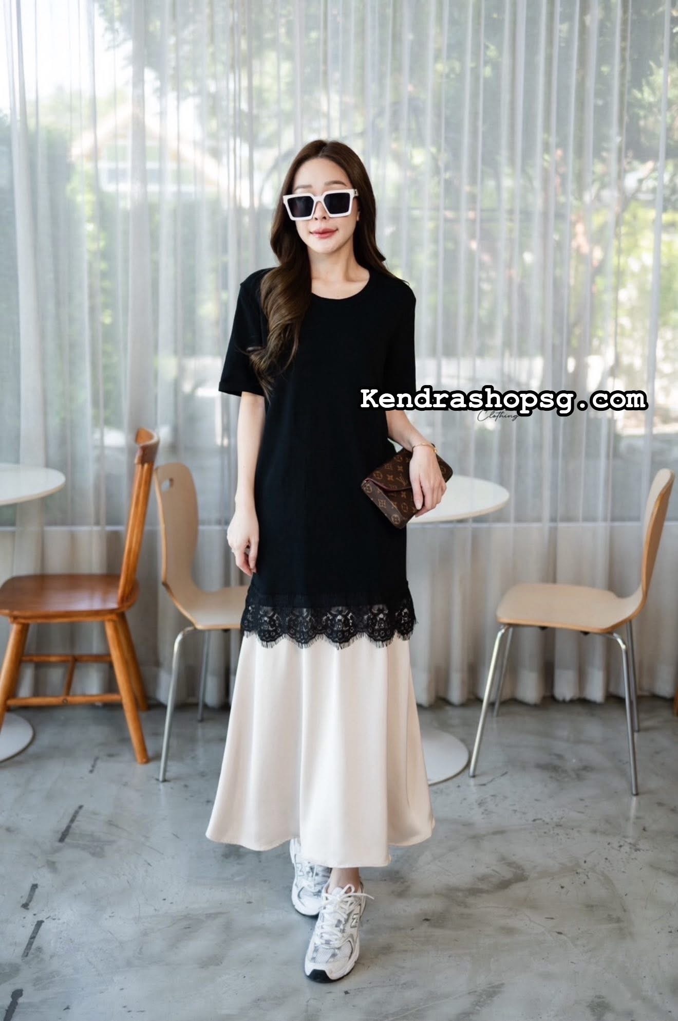 A26 Black knitted dress with lace bottom