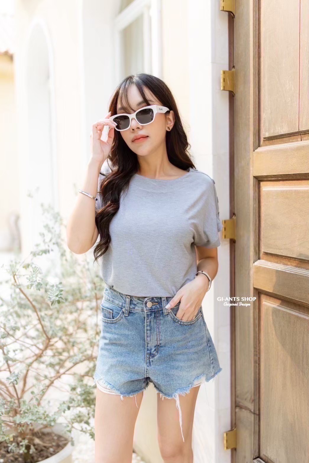 A109 Adorable shoulder buttons top