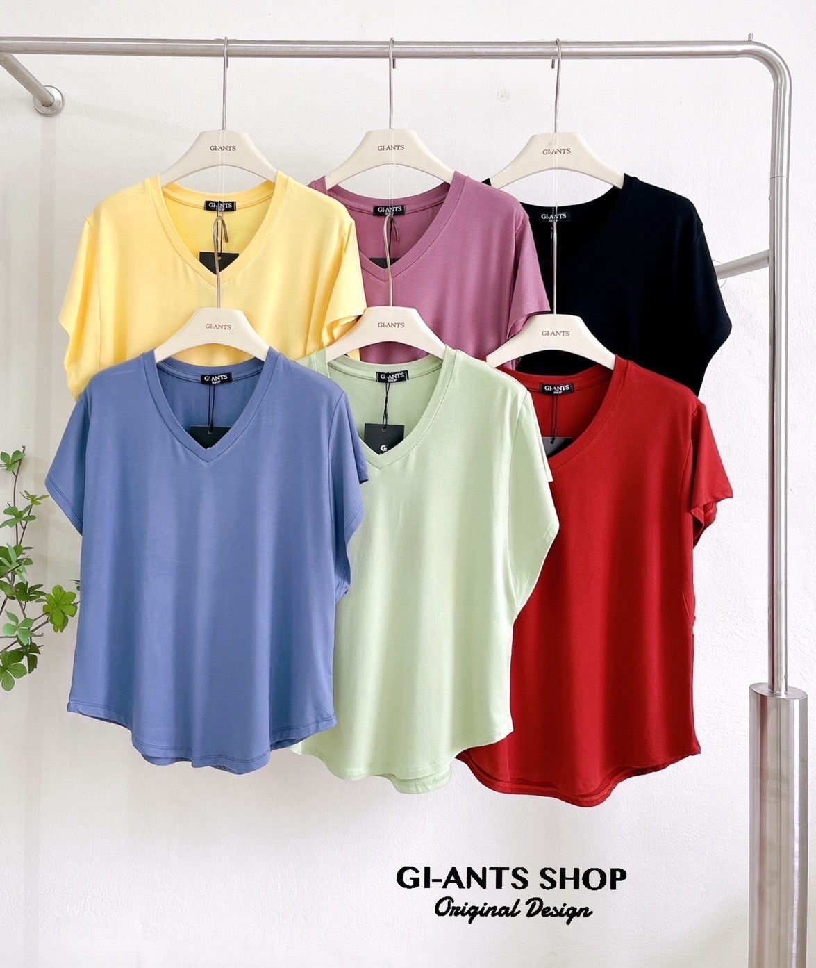 A6  📢📢 Korean-Style Curved V-Neck T-Shirt 📢📢