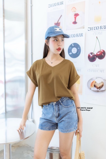 A13 🖤 Big V neck -Sleeved Tshirt – Chic & Easy Basic