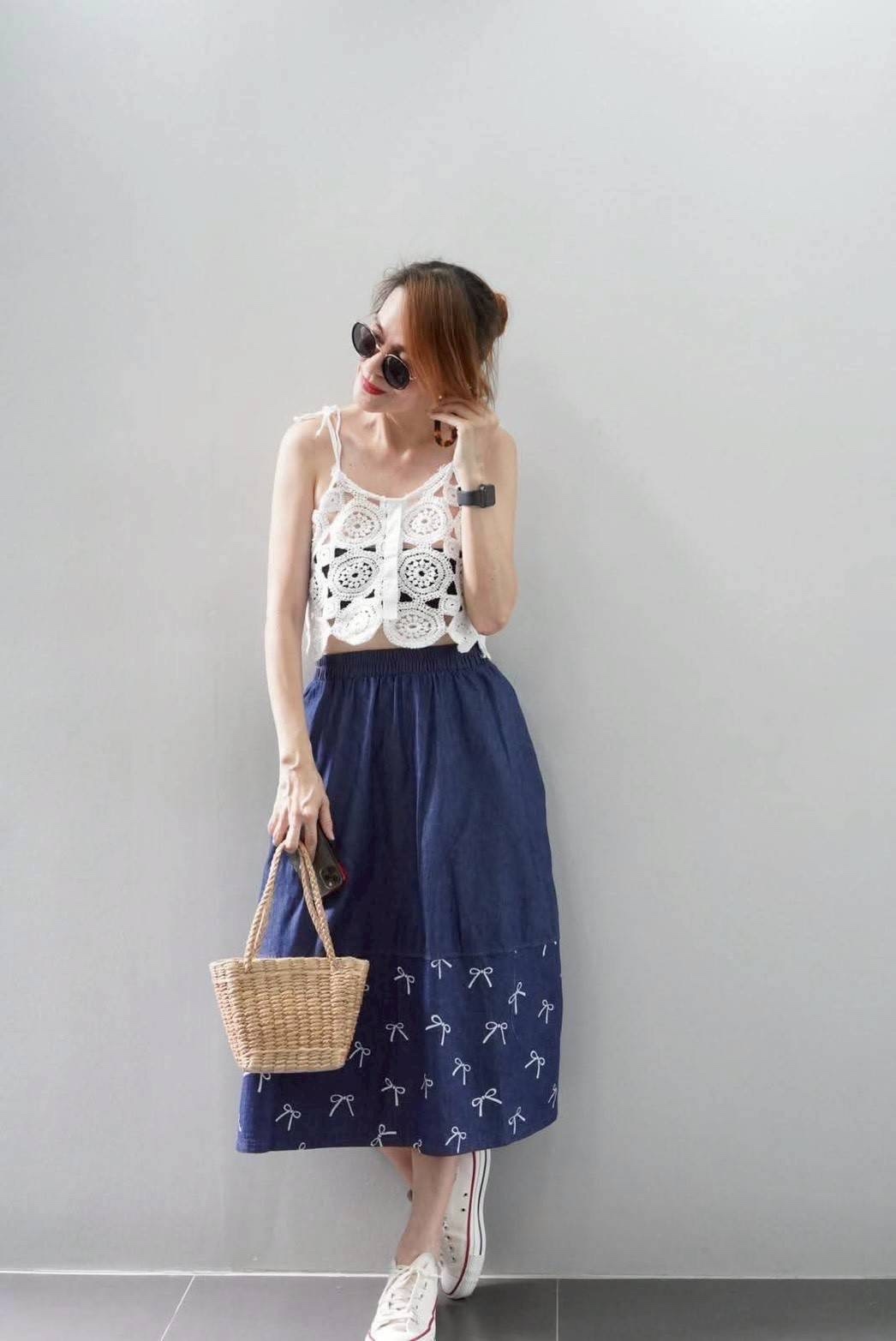 A59 Denim bow skirt