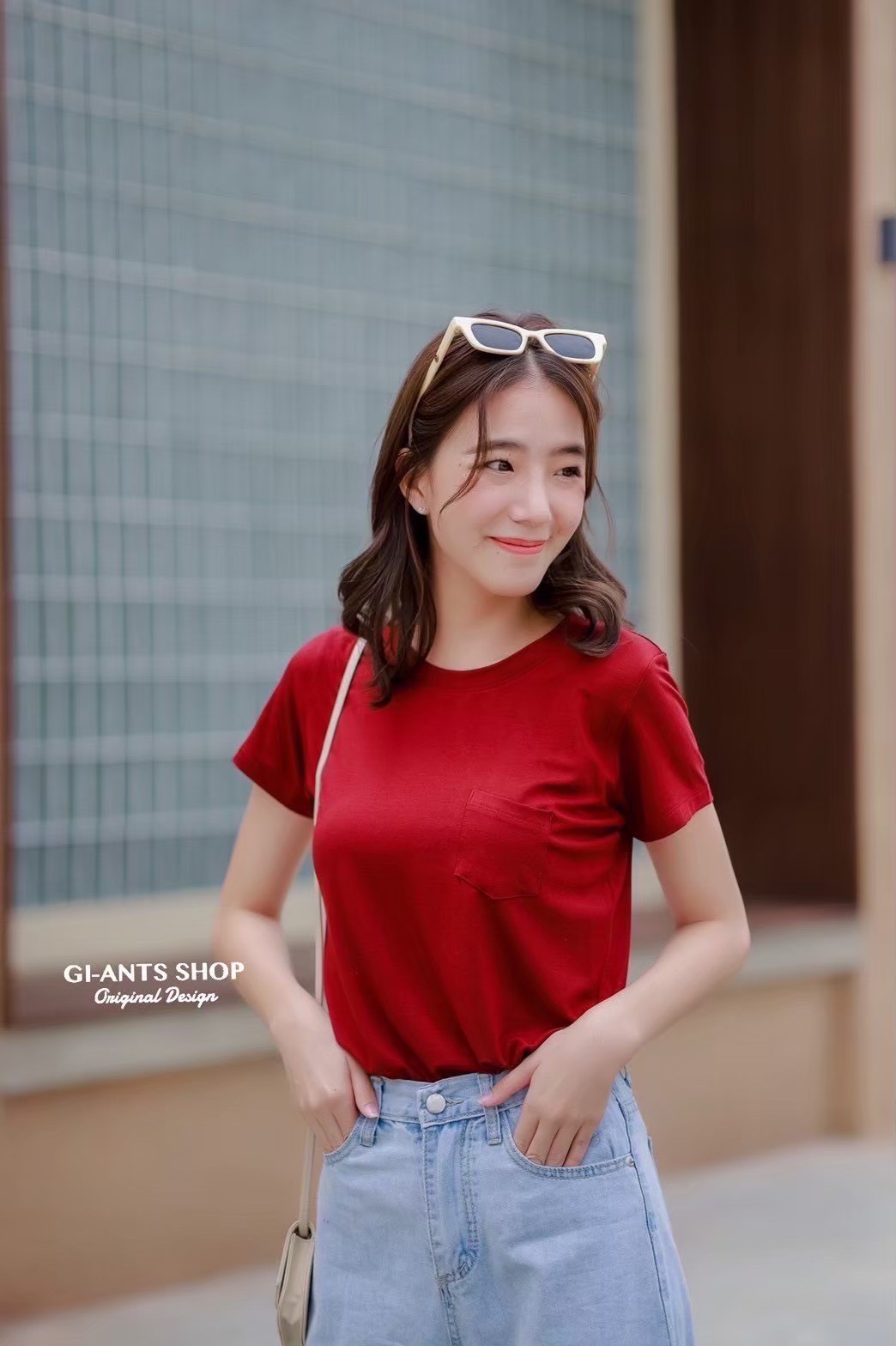 A7 Sharp pocket round collar rayon top