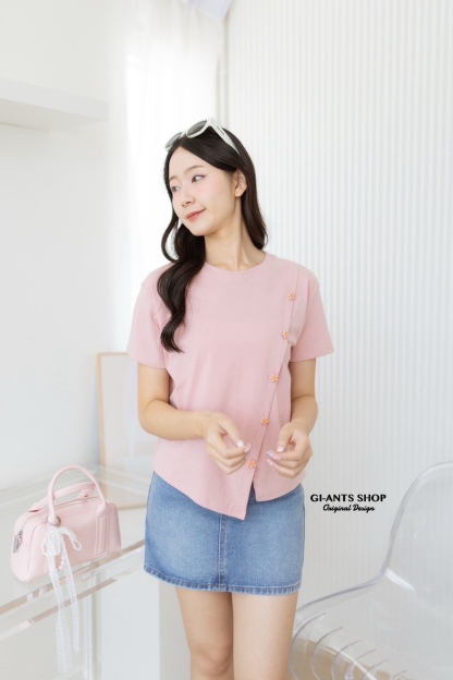 A98 Unique diagonal flower button Top