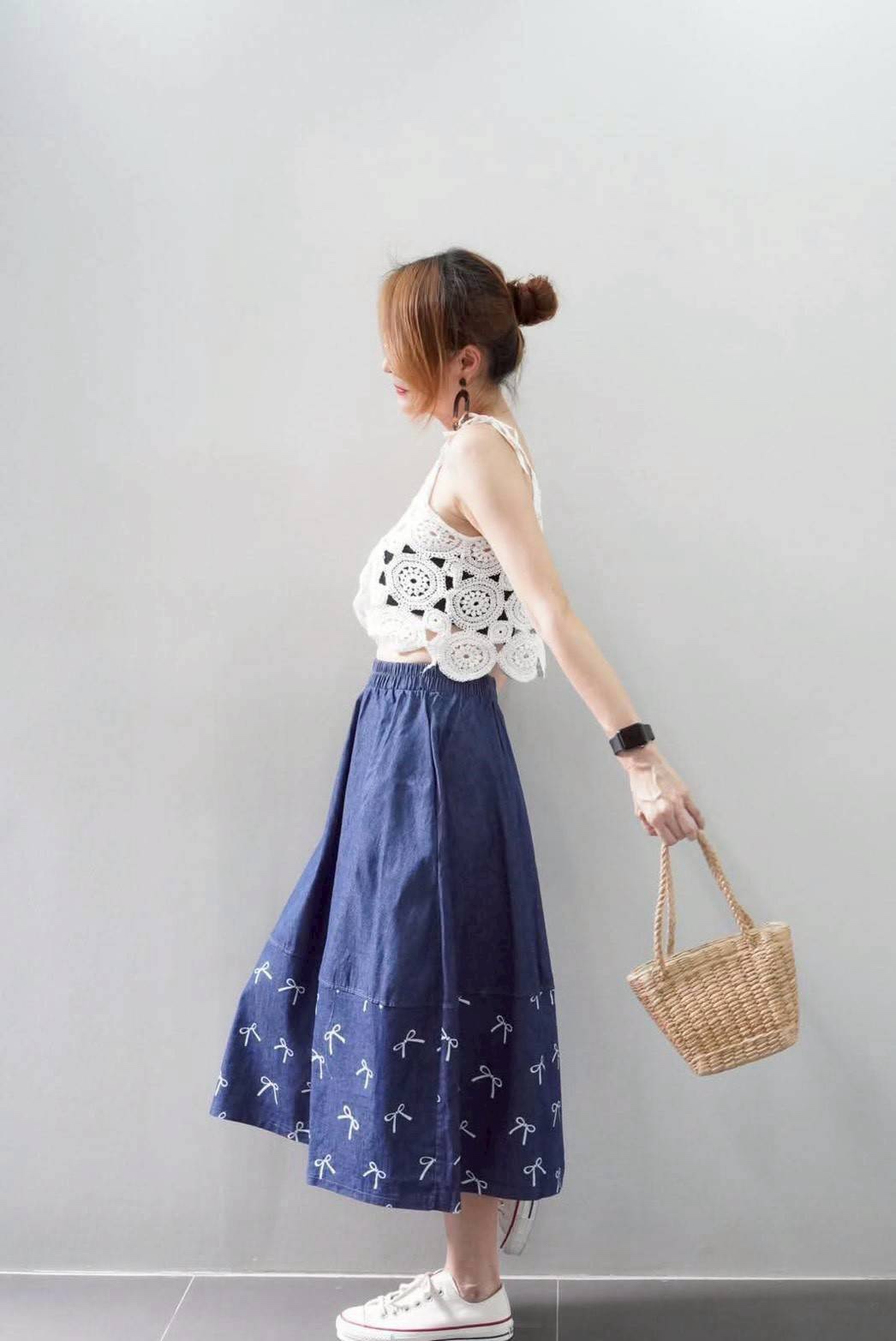 A59 Denim bow skirt
