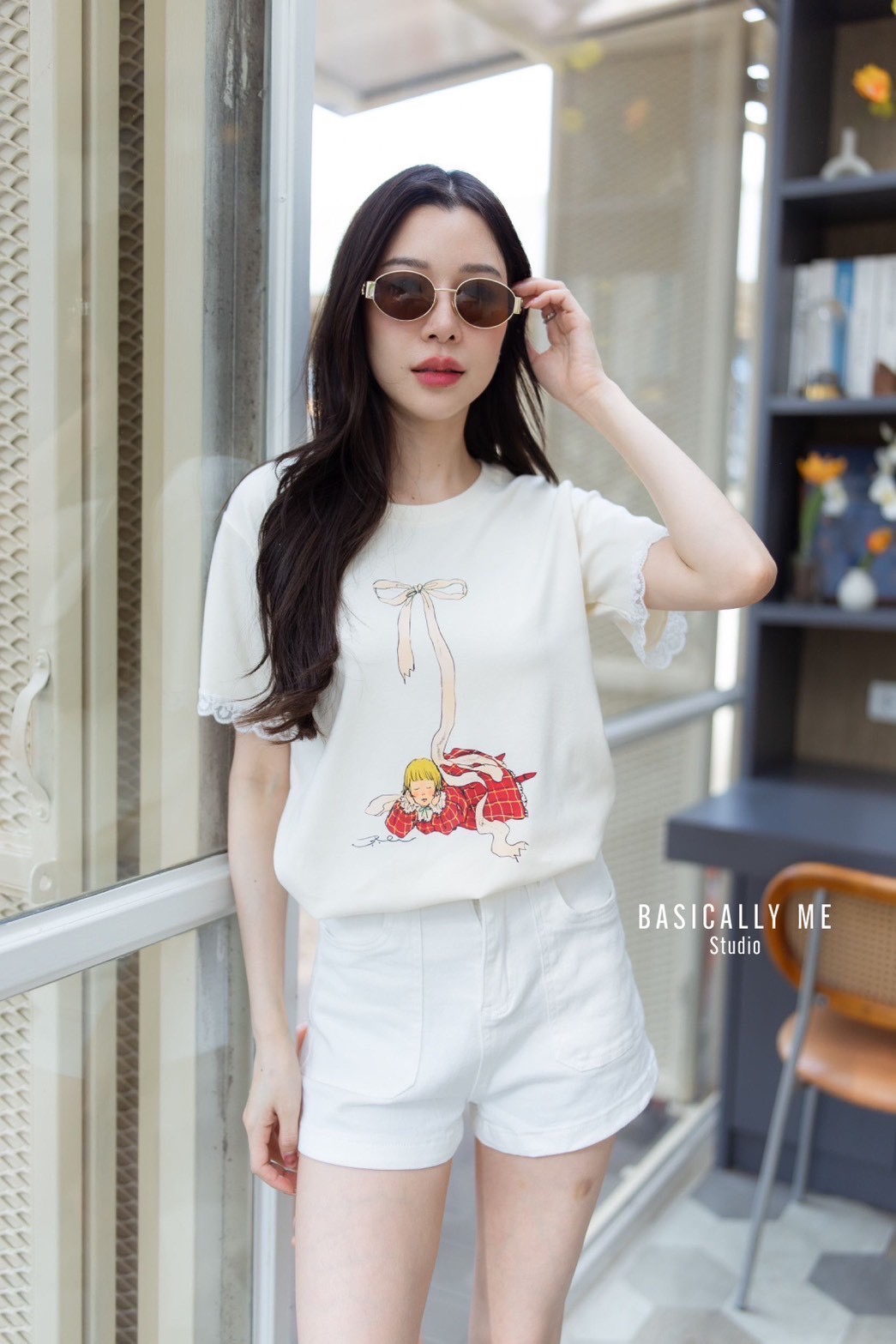 A19 🎀 Lace Trimmed Round Neck T-Shirt – Cotton Supreme Softness