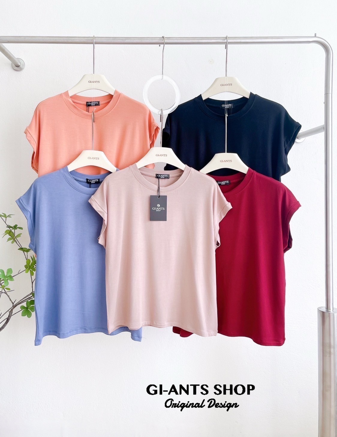 A111 Classic round neckline top