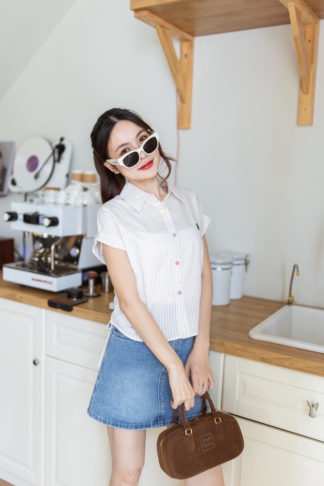 A102 Polo-style embroidery Stripe Shirt