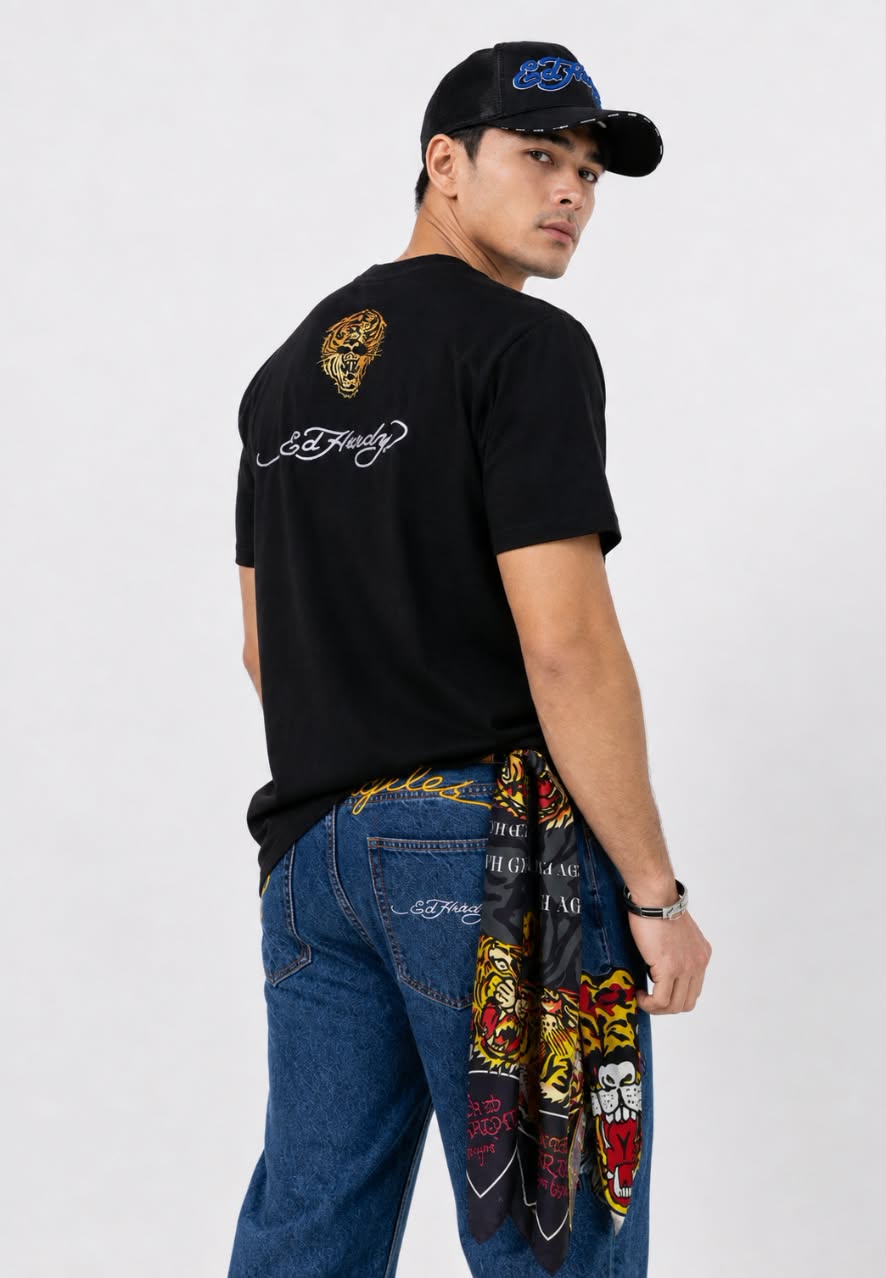 Cyber Signature Regular Tee - Men (S-3XL Available)