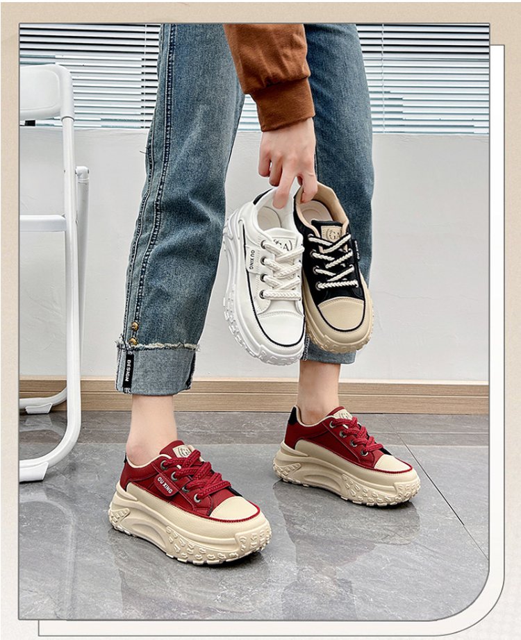 تصميم عصري لحذاء نسائي كاجوال