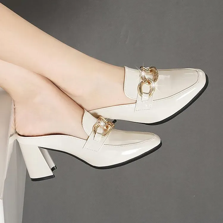 Healthy-foot أحذية جلدية لامعة للنساء بمقاسات كبيرة