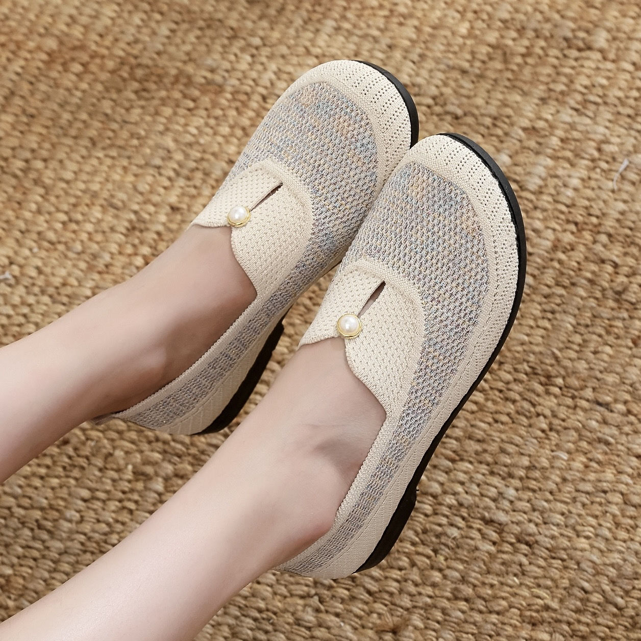 Healthy-foot حذاء كاجوال إيطالي مزين بلؤلؤ من قماش شبكي مصمم مخصص للأم