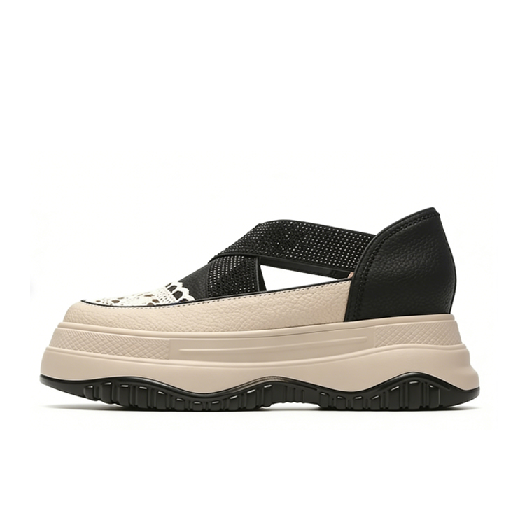 Healthy-foot   تتميز هذه الأحذية النسائية بكعب ٥ سم يزيد من طولها، مما يجعل ساقيكِ تبدوان أنحف. مريحة للمشي ولن تُرهق قدميكِ حتى بعد الوقوف لفترات طويلة