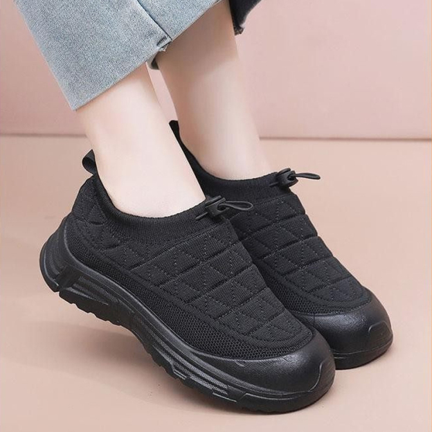 حذاء قطني مبطن من حياكة فلايكنت (لا يتعب الأقدام عند الوقوف لفترات طويلة)