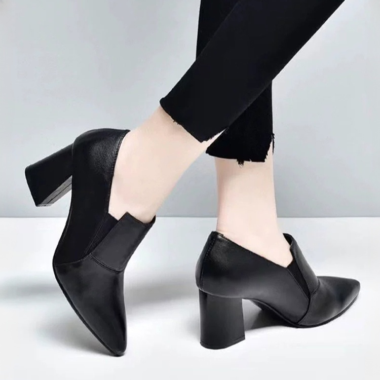 Healthy-foot حذاء نسائي بكعب عالي أسود من الجلد الطبيعي بمقدمة مدببة وكعب سميك، كعب 7 سم، لزيادة الطول وجعل الساقين تبدو أنحف، متوفر بمقاسات كبيرة.-healthy-foot