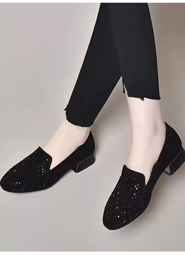 حذاء جلد الغنم بنعل مبطن للراحة اليومية